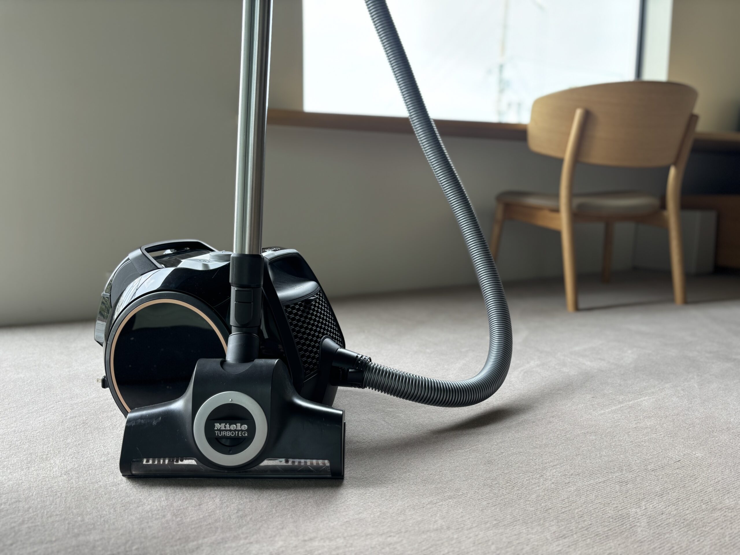 ミーレ　Miele TurboTeq 掃除機ヘッド 61QseFKa6ML._UF350,350_QL80_.jpg